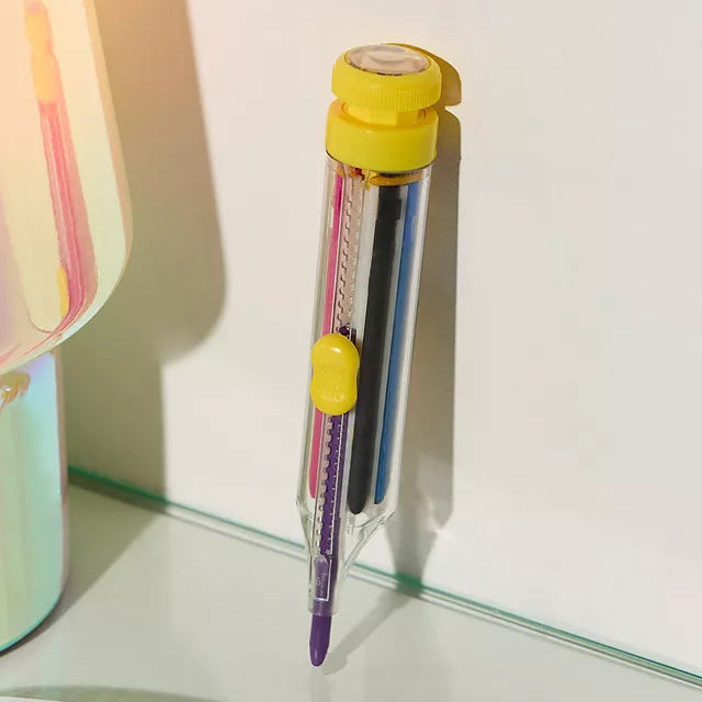 8 Colour Crayon