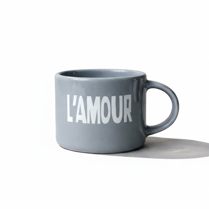 Sisi House of Style Mug L'amour with elegant design and French text, ceramic coffee mug for stylish beverage enjoyment.