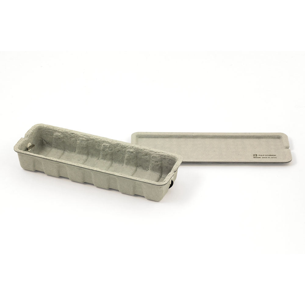 Midori Pen Case Pulp Pennenetui showing eco-friendly design and multiple compartments for pens and stationery.