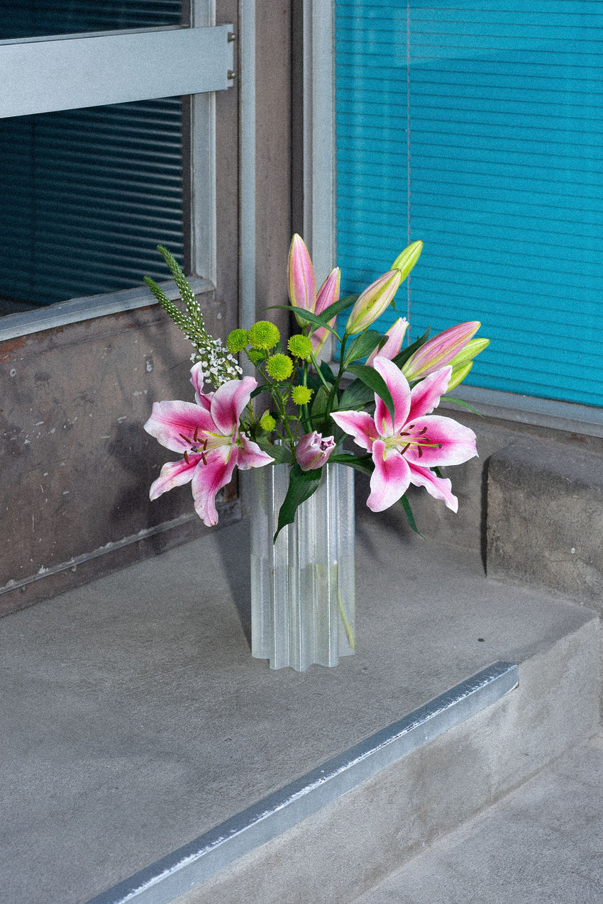 Studio Shorimoma Vala Vase, elegant ceramic vase with a smooth, curved design, displayed on a neutral background.