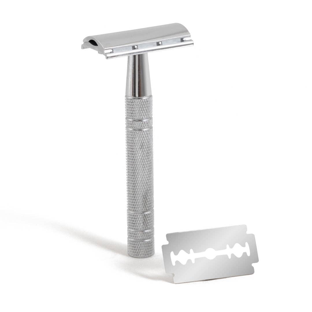 Desesh metal safety razor with a sleek handle and closed comb head, designed for a close, smooth shave.