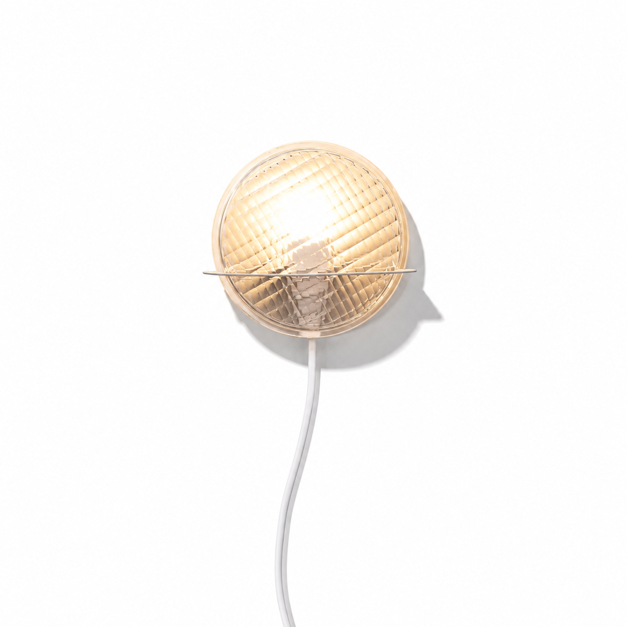 Halfwerk Rogier night light wandlamp with modern design, featuring warm illumination and sleek wall-mounted style.