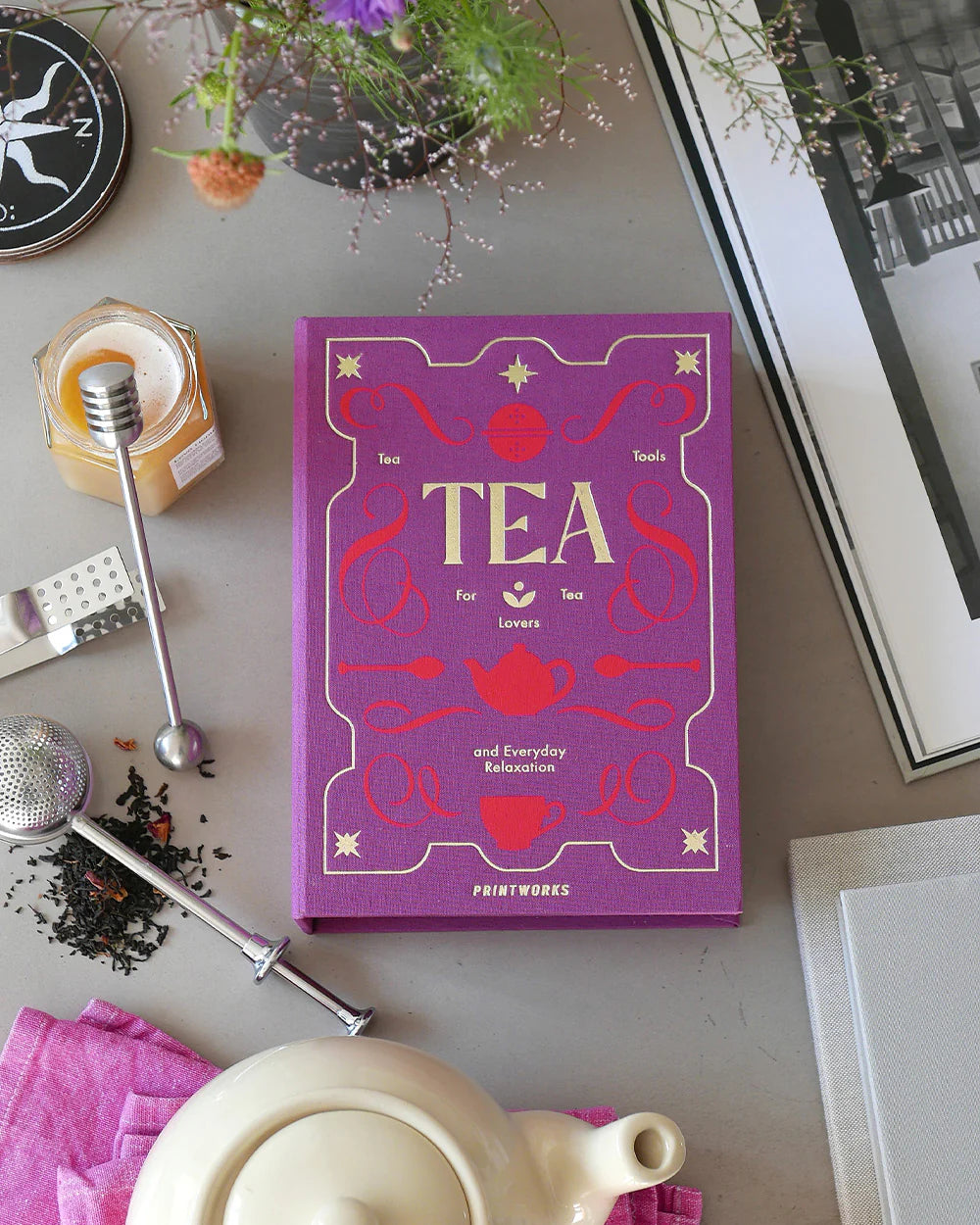 Printworks gift set of tea tools including infuser, tongs, and scoop, perfect for tea enthusiasts and gift-giving.