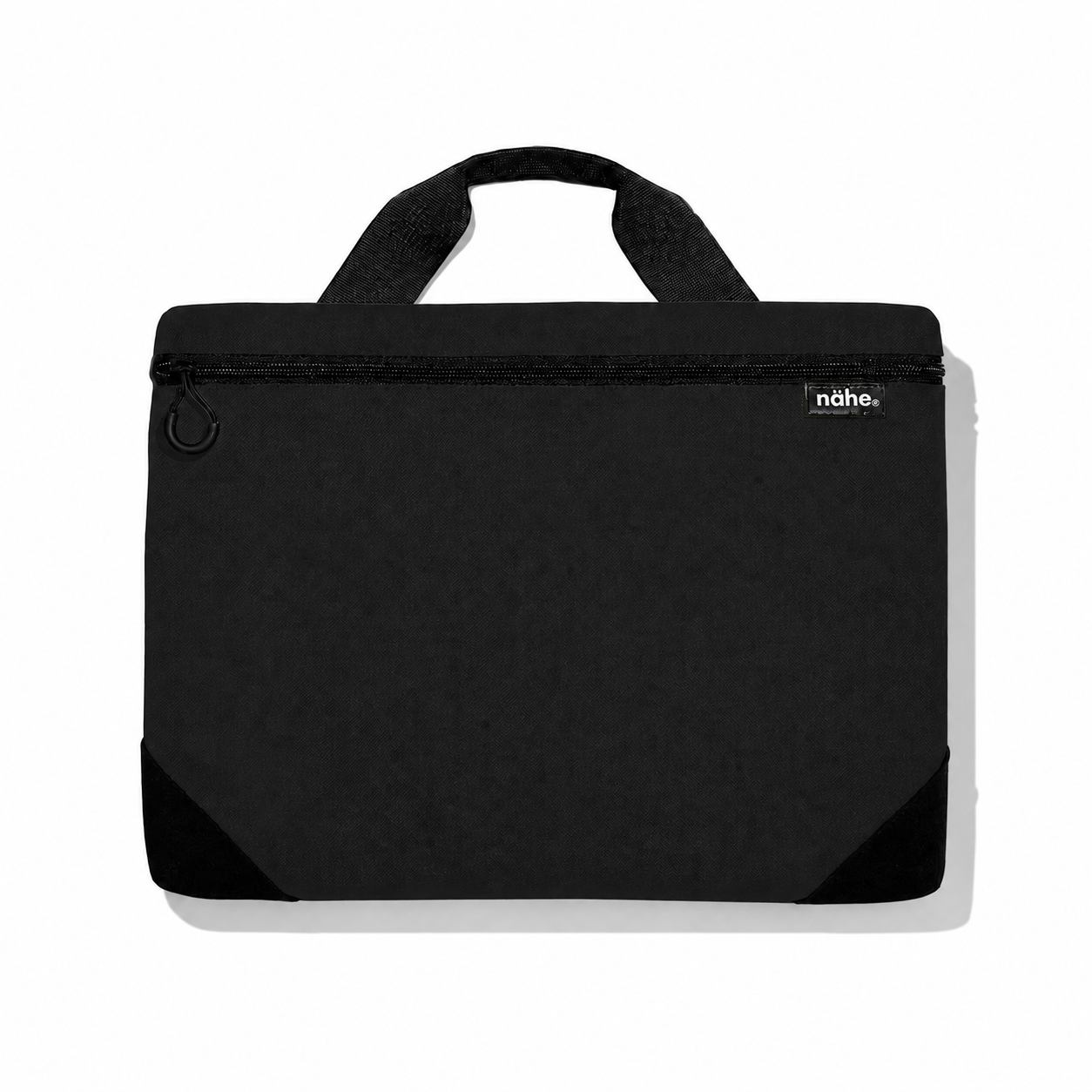 Nahe soft PC laptop case in white with black accents, protective and lightweight sleeve for laptops.