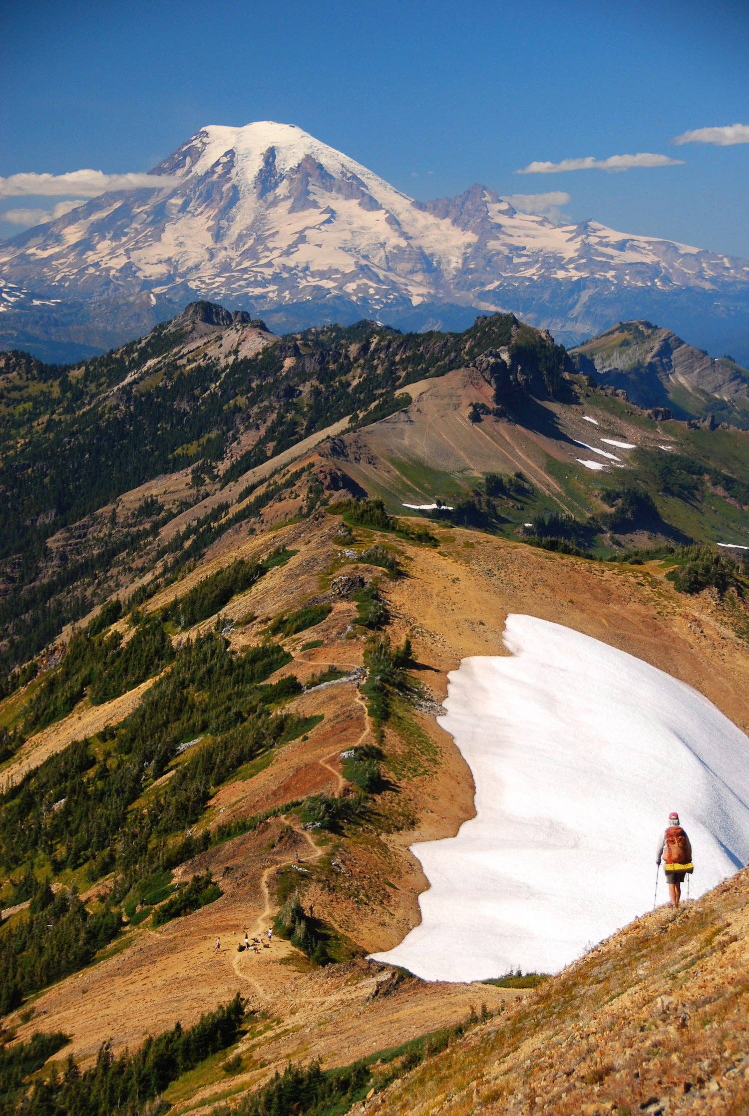 Wanderlust USA book by gestalten & teNeues featuring scenic American landscapes and travel photography on the cover.