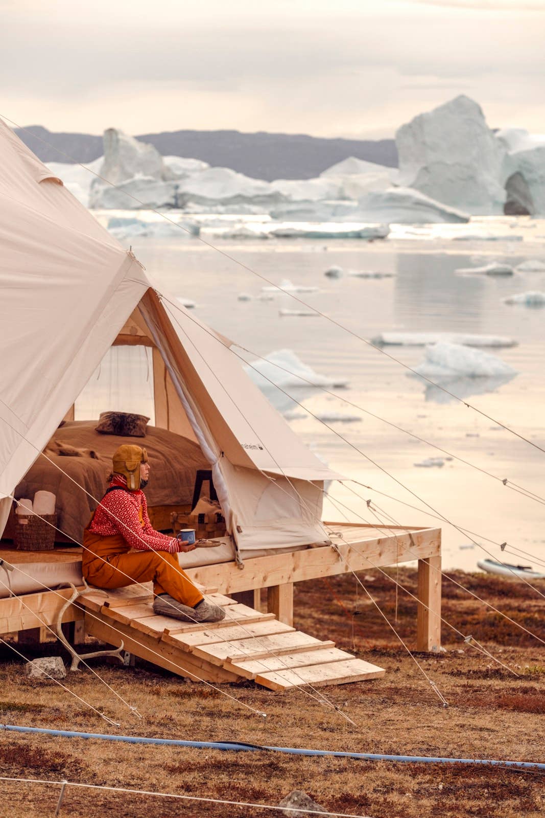 Remote Places to Stay Vol. 2 book by Gestalten & teNeues showcasing scenic travel destinations and unique accommodations.